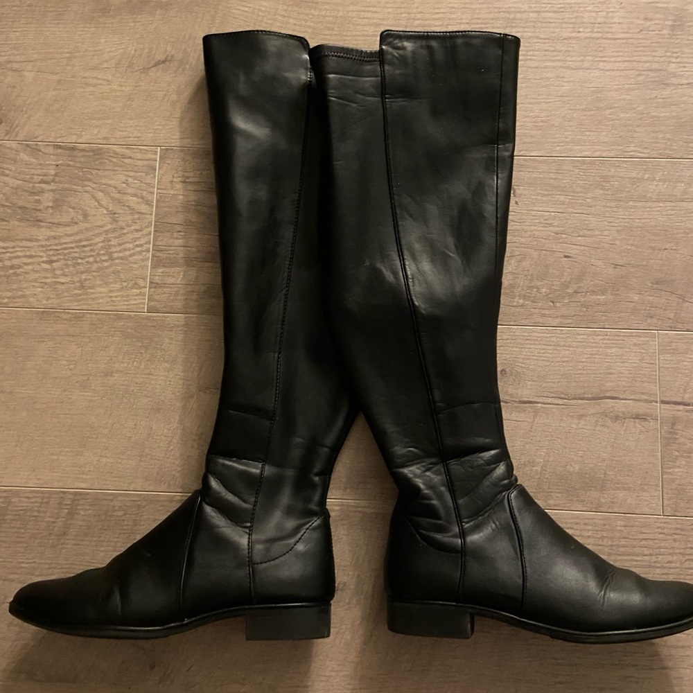 Comfortable high knee boots
